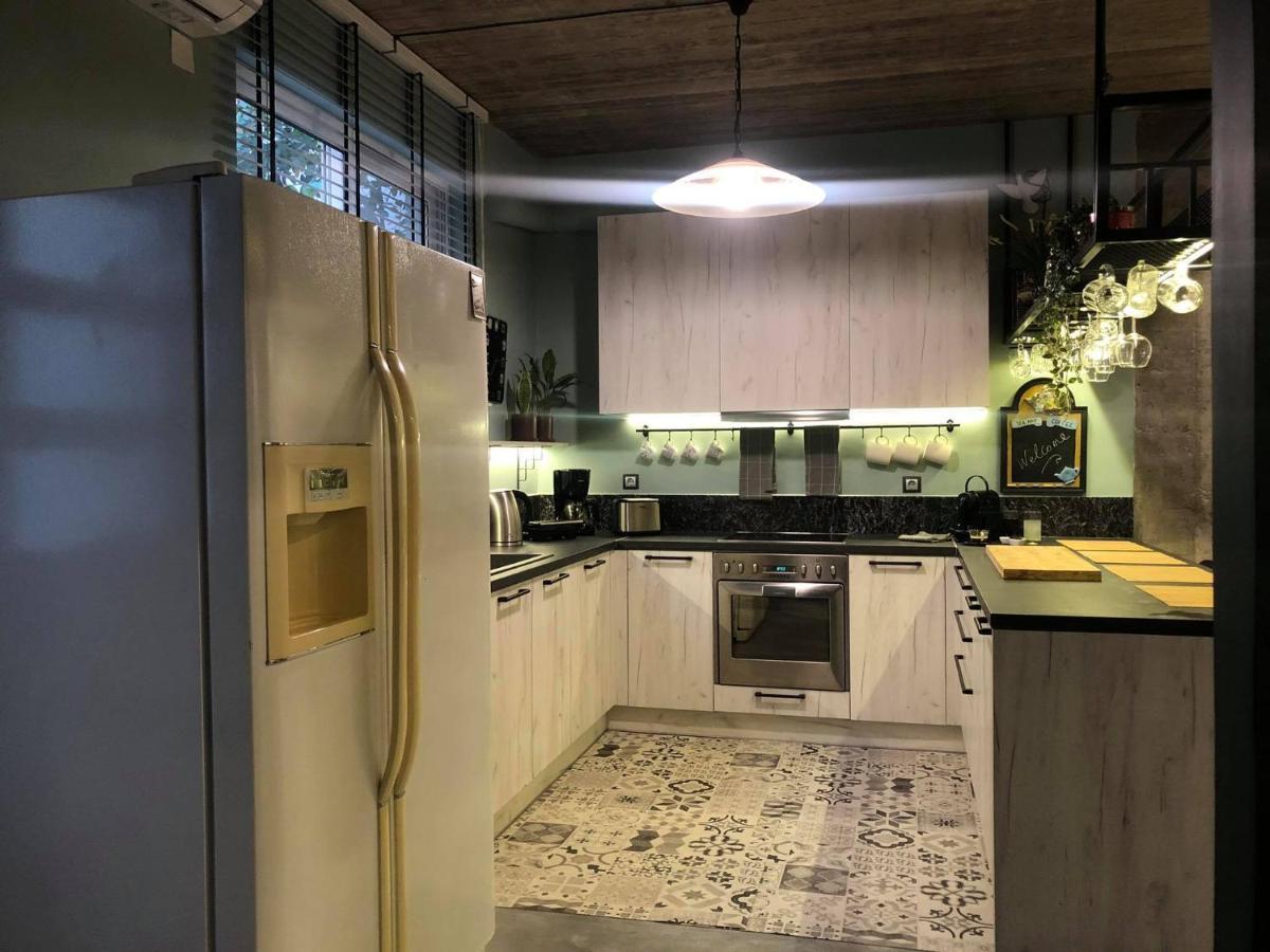 Amazing Semi-Basement Art Apartment Easy Walk To Nafplio Centre ภายนอก รูปภาพ