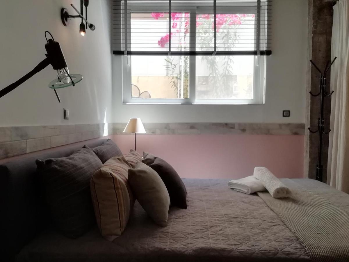 Amazing Semi-Basement Art Apartment Easy Walk To Nafplio Centre ภายนอก รูปภาพ